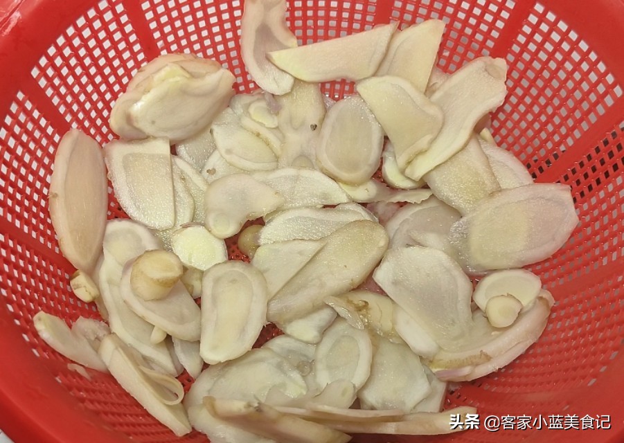 醋泡姜的正确做法视频教程,醋泡姜的正确做法与吃法视频