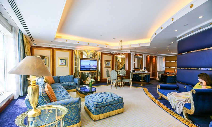 迪拜帆船酒店一晚普通房,迪拜帆船七星级酒店大套房