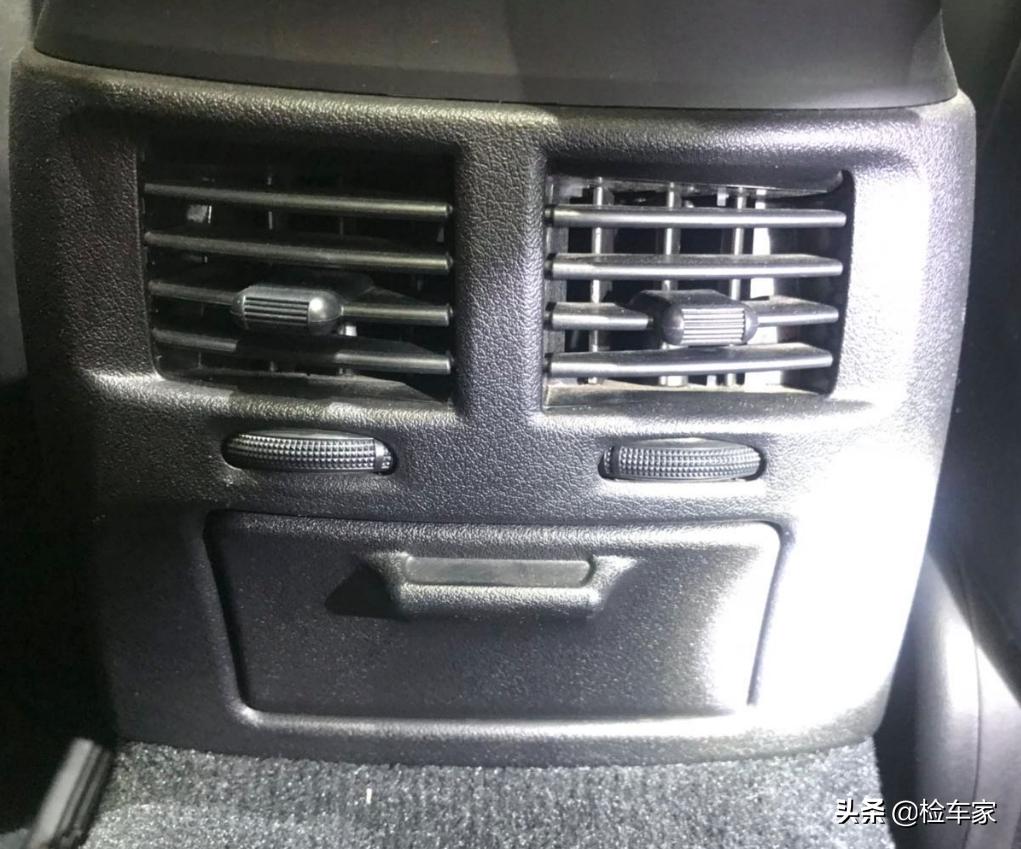 雷克萨斯is250c敞篷报价二手,9年的雷克萨斯is还能购买吗