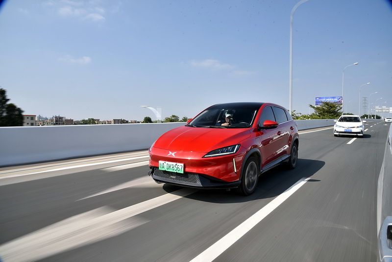 小鹏g3i深度测评拆解,小鹏g3底盘拆解看这辆车品质如何