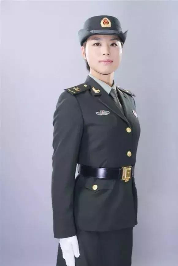 盱眙县第一个女舰长,女司机开6万吨的航母