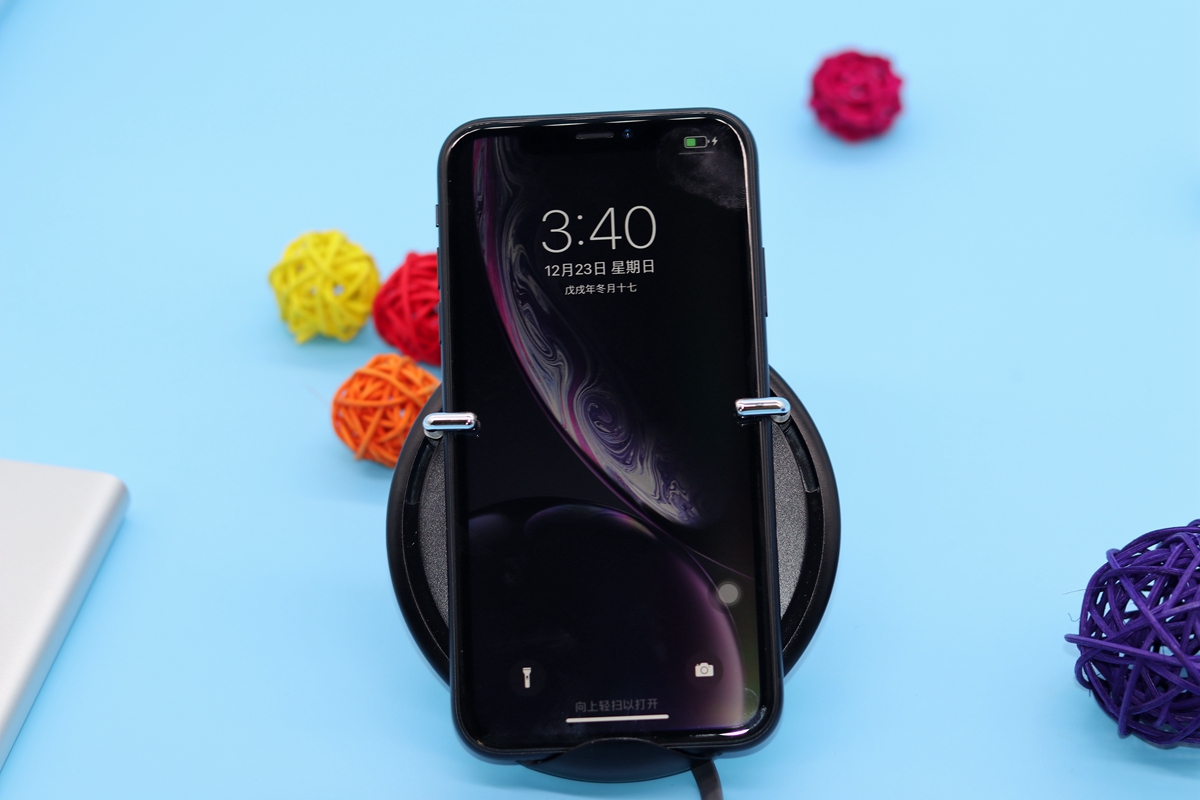 可以监测空气质量的车载快充，麦泡MIPOWPOWERCLIPAD评测