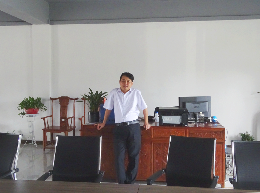 在祖国蔚蓝的天空下——专访河南老乐山风景区总经理杜文建