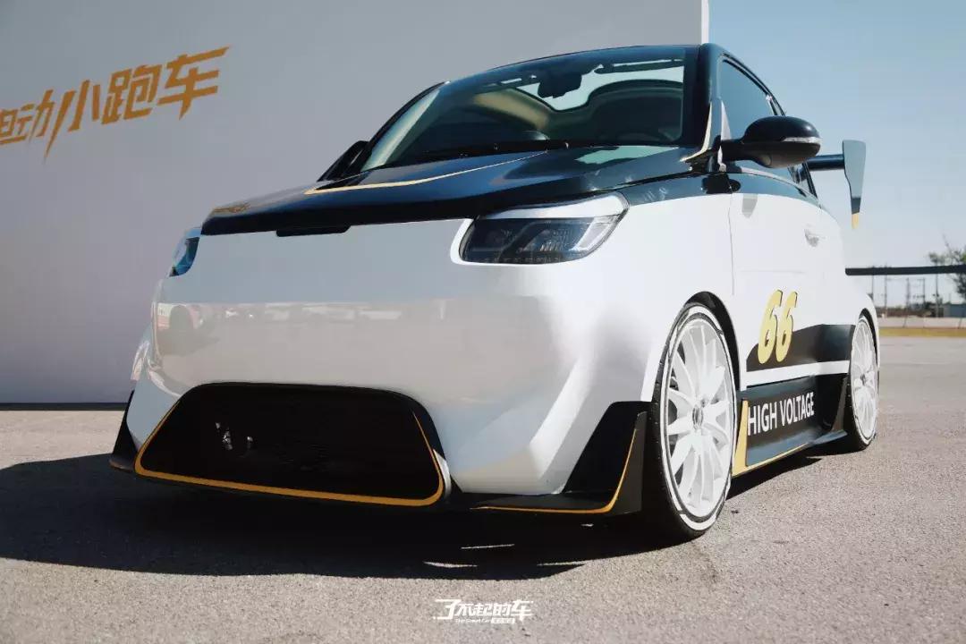 迈迈新能源汽车试驾,迈迈试驾评测视频