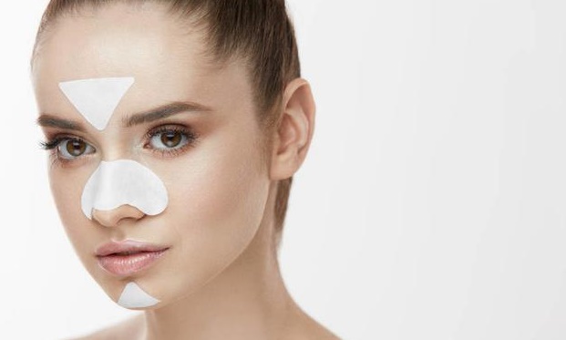 鼻子上黑头怎么去除不要钱,鼻子上的黑头怎么去除美容院