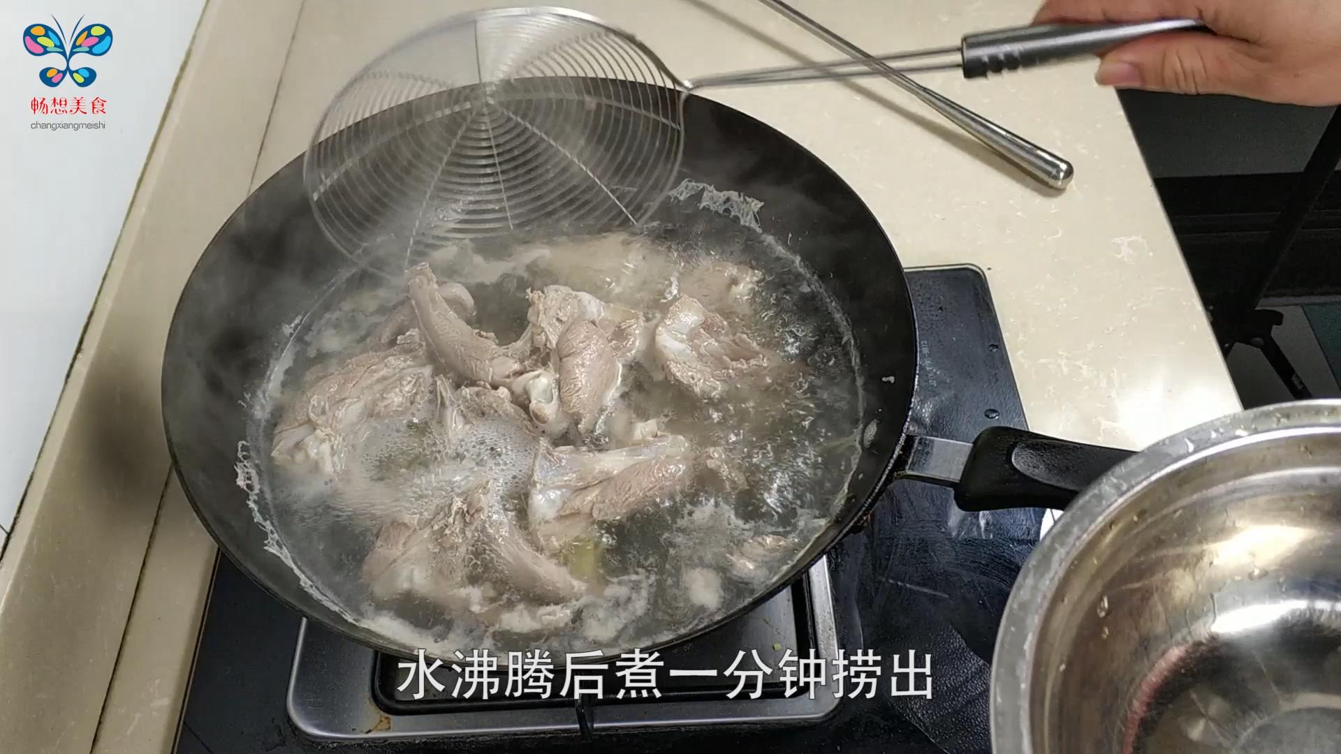 周黑鸭的鸭翅正宗做法家庭版,周黑鸭的鸭脚怎么做的
