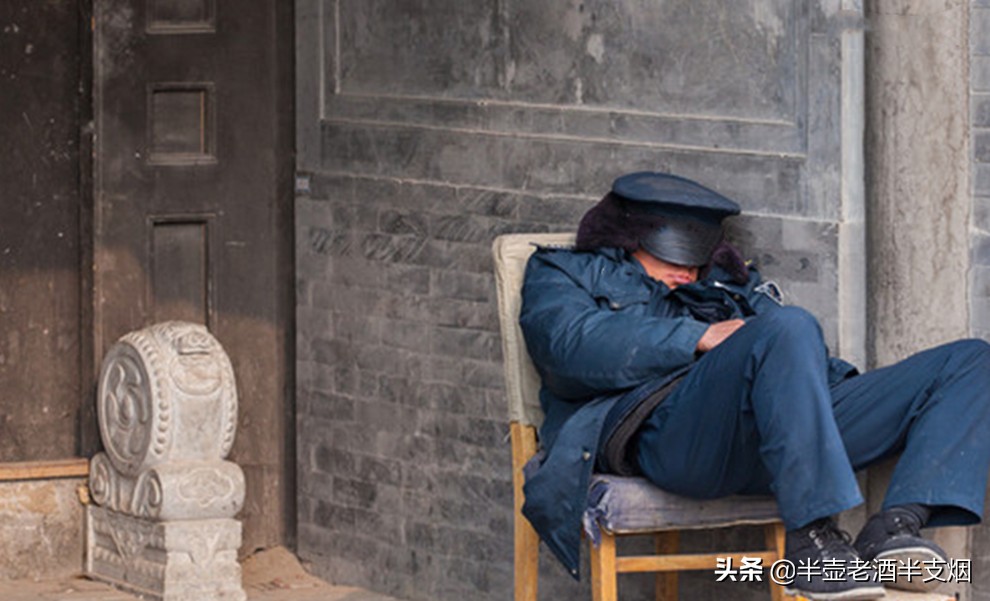 辛追夫人素纱襌衣如何被盗,辛追夫人的素纱襌衣有多薄