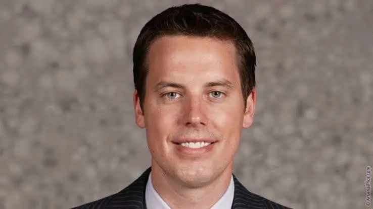 阿森纳老板发家史,阿森纳的抠门老板