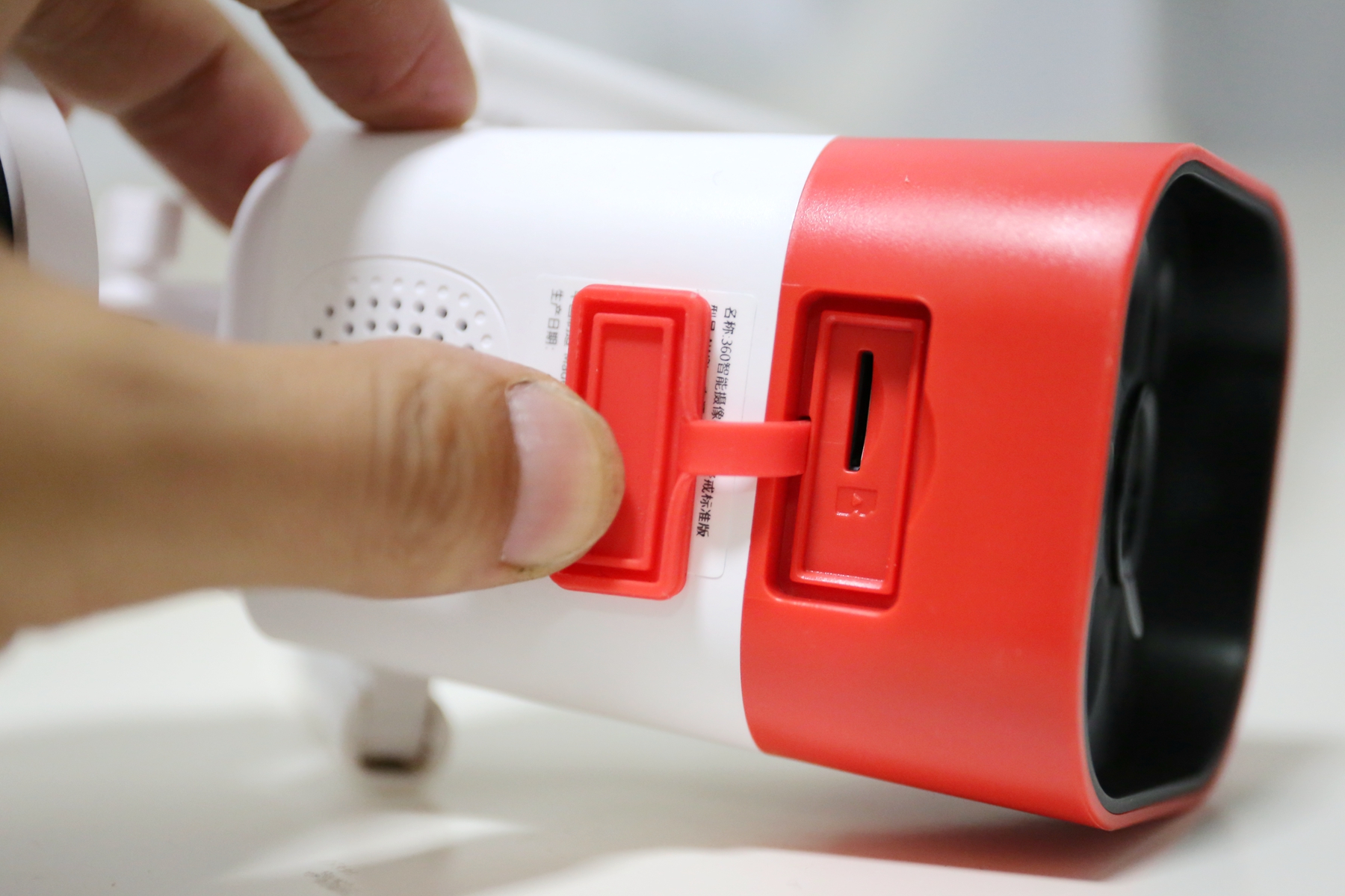 360摄像头红色警戒版和高配版区别,360红色警戒标准版和高配版的区别