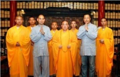 “疯狂英语”李阳，曾扬言让3亿人说流利英语，现状如何？