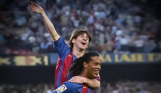 经典足球瞬间,盘点足球历史上的十个经典瞬间