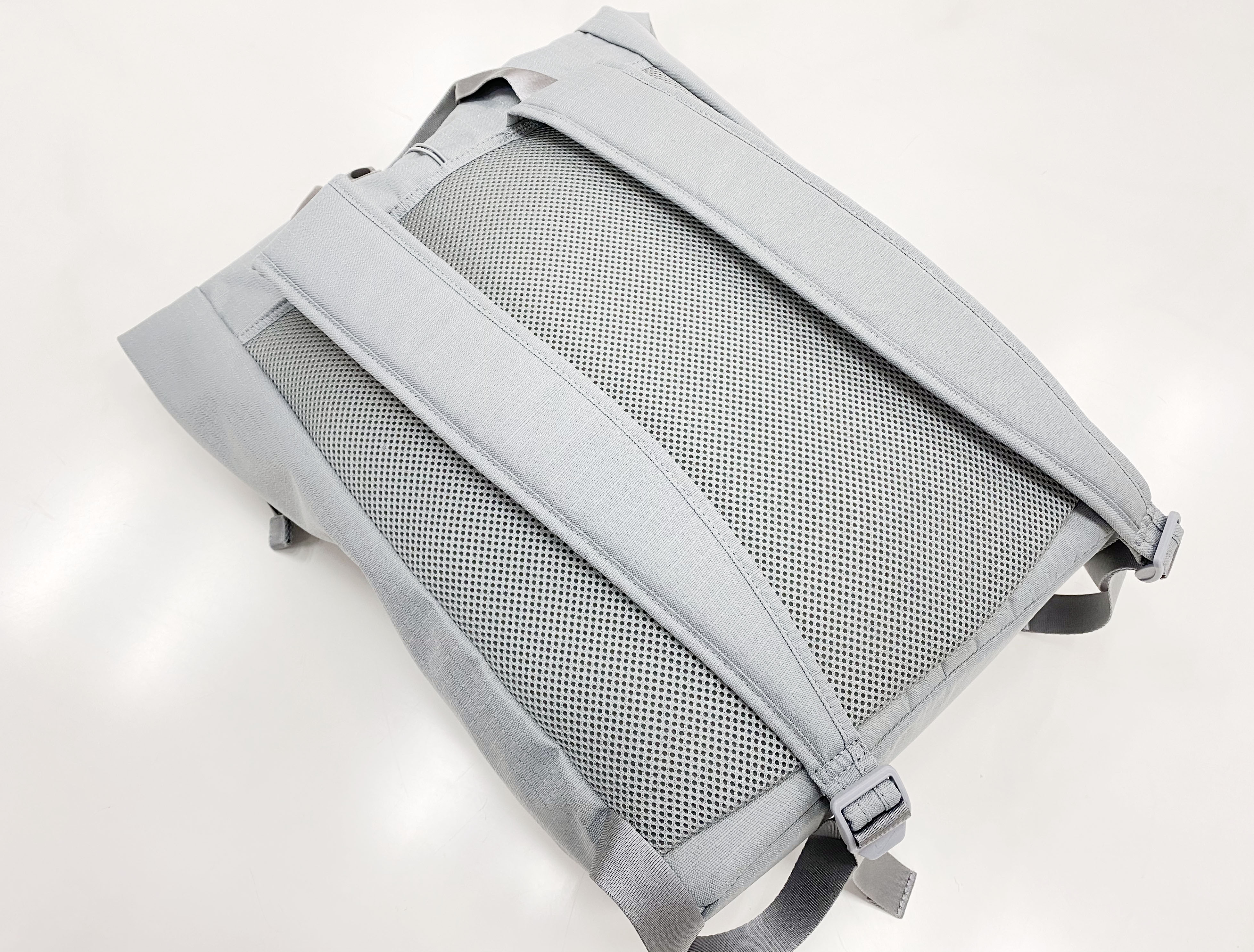 nikeradiate书包测评,nike双肩包休闲运动测评