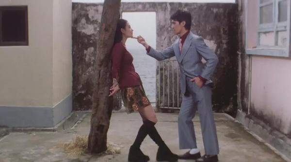 著名导演评价周星驰电影喜剧之王,喜剧之王是不是周星驰的巅峰之作