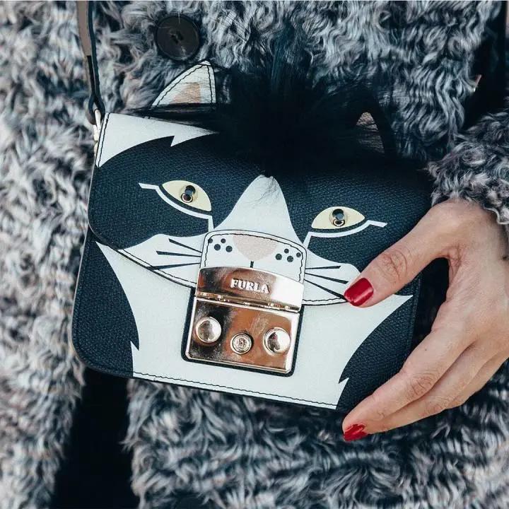 furla包包熊猫,furla包包2022