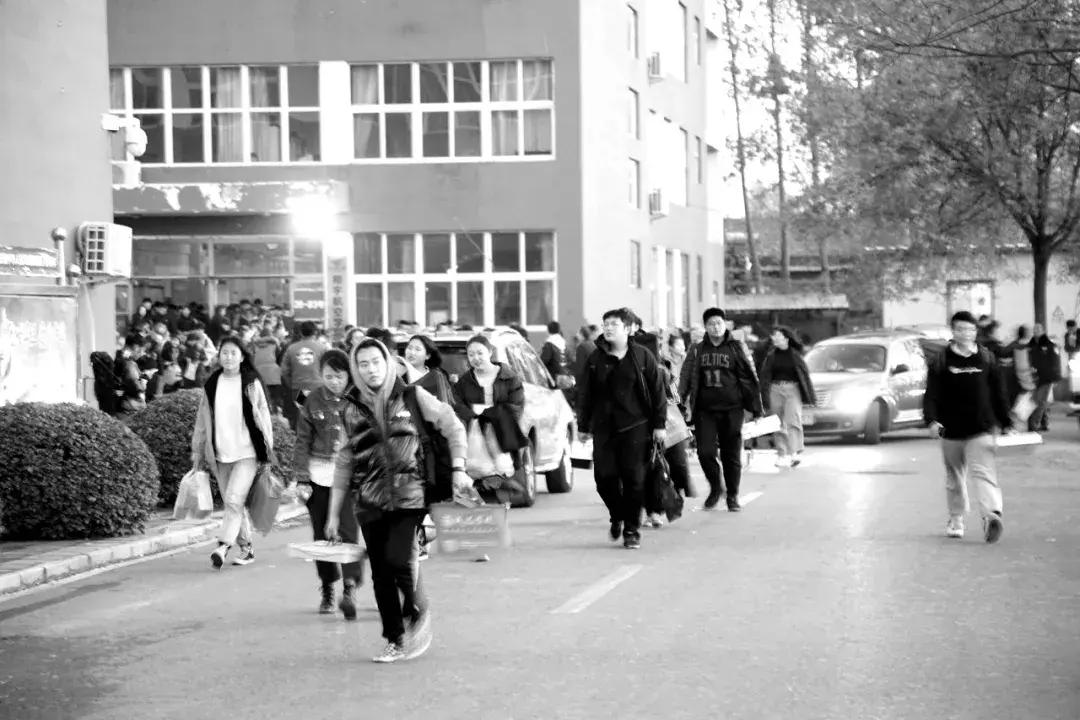 快联考了画得很差怎么办,美术联考多画了几个物体怎么办