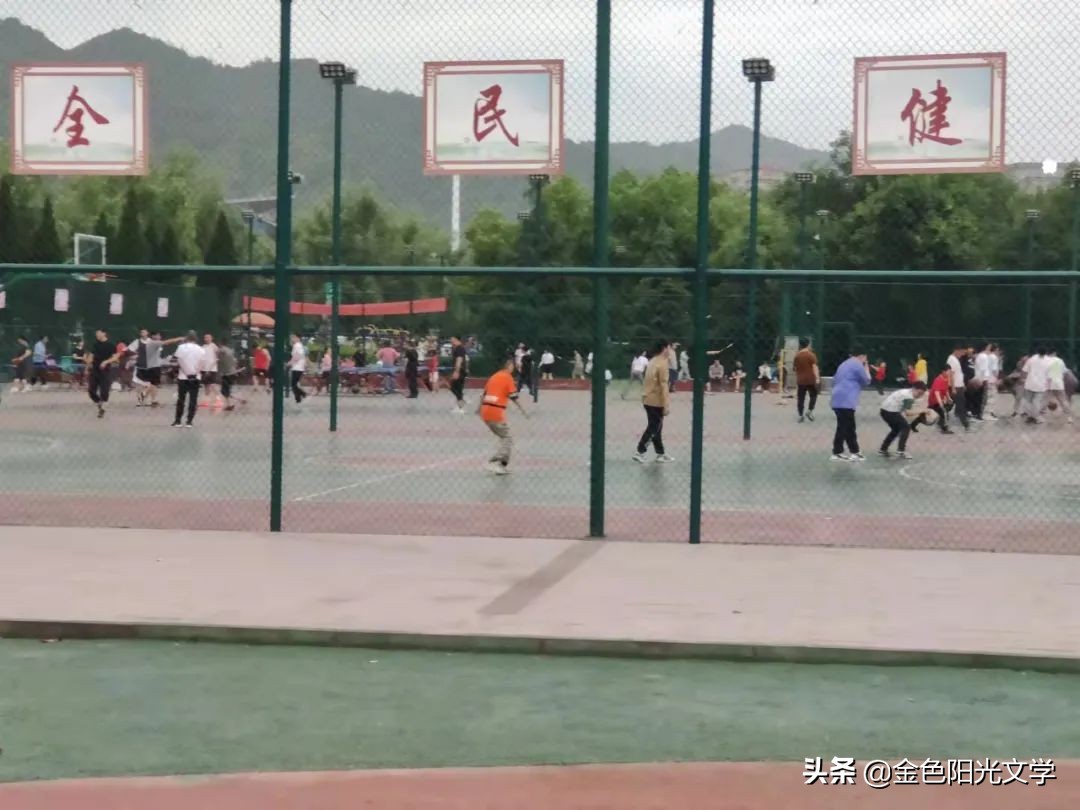 我的语文老师视频,我的语文老师的视频