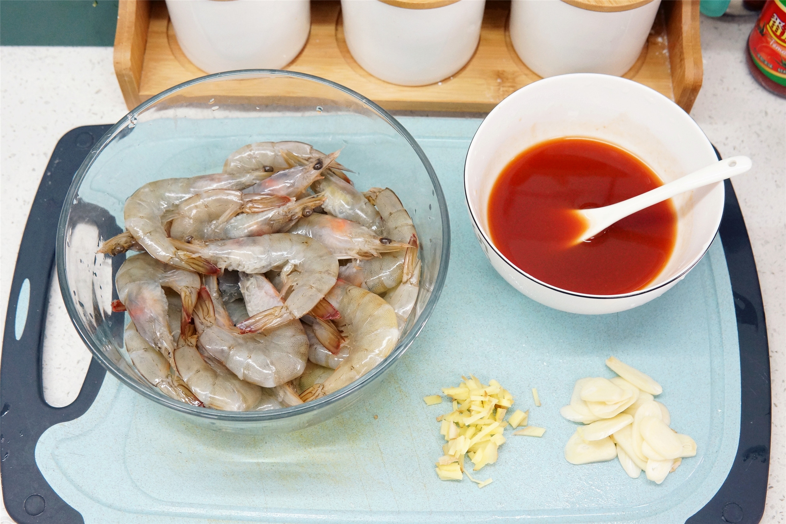 大虾放冰箱正确的冷冻方法,大虾放冰箱冷冻保存方法