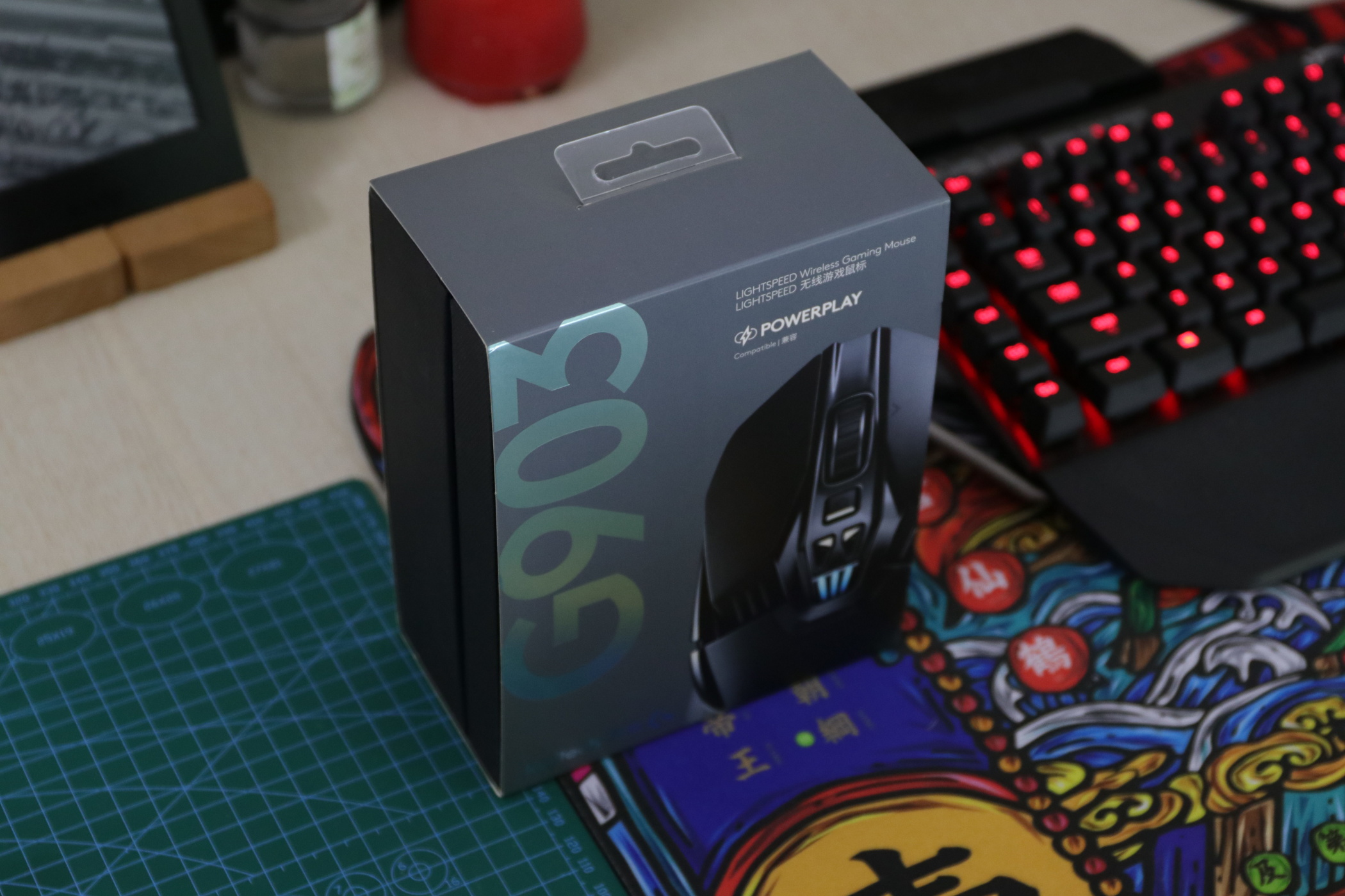 罗技无线游戏鼠标g304和g903,罗技g903鼠标拆卸教程