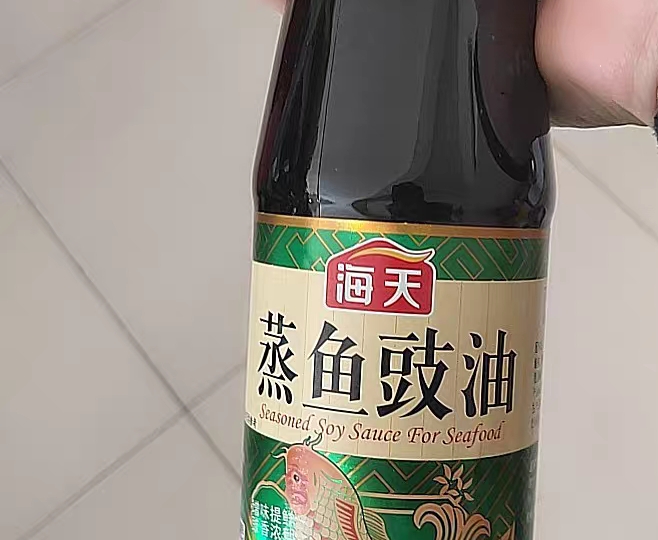 清蒸鲈鱼怎么蒸鱼鱼不烂,清蒸鲈鱼的正确方法没蒸鱼豉油