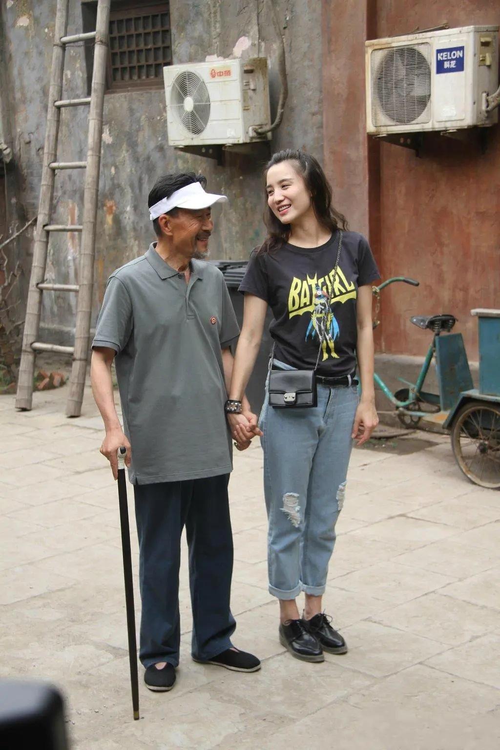 小宋佳风情万种视频 (现实中的小宋佳)