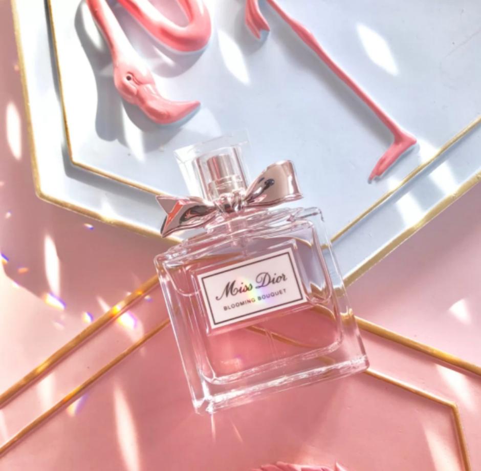 香水推荐春节送礼,各种节日礼物