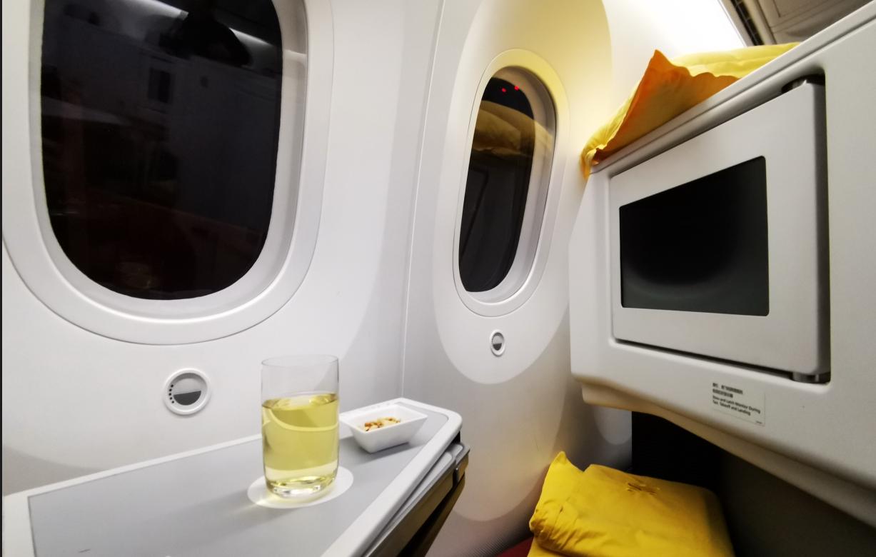 海航白金卡降级,海航金卡升白金卡条件