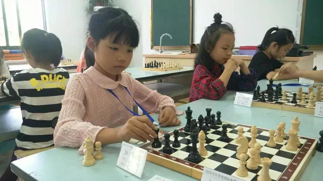 世界冠军中国女将,世界女冠军是谁