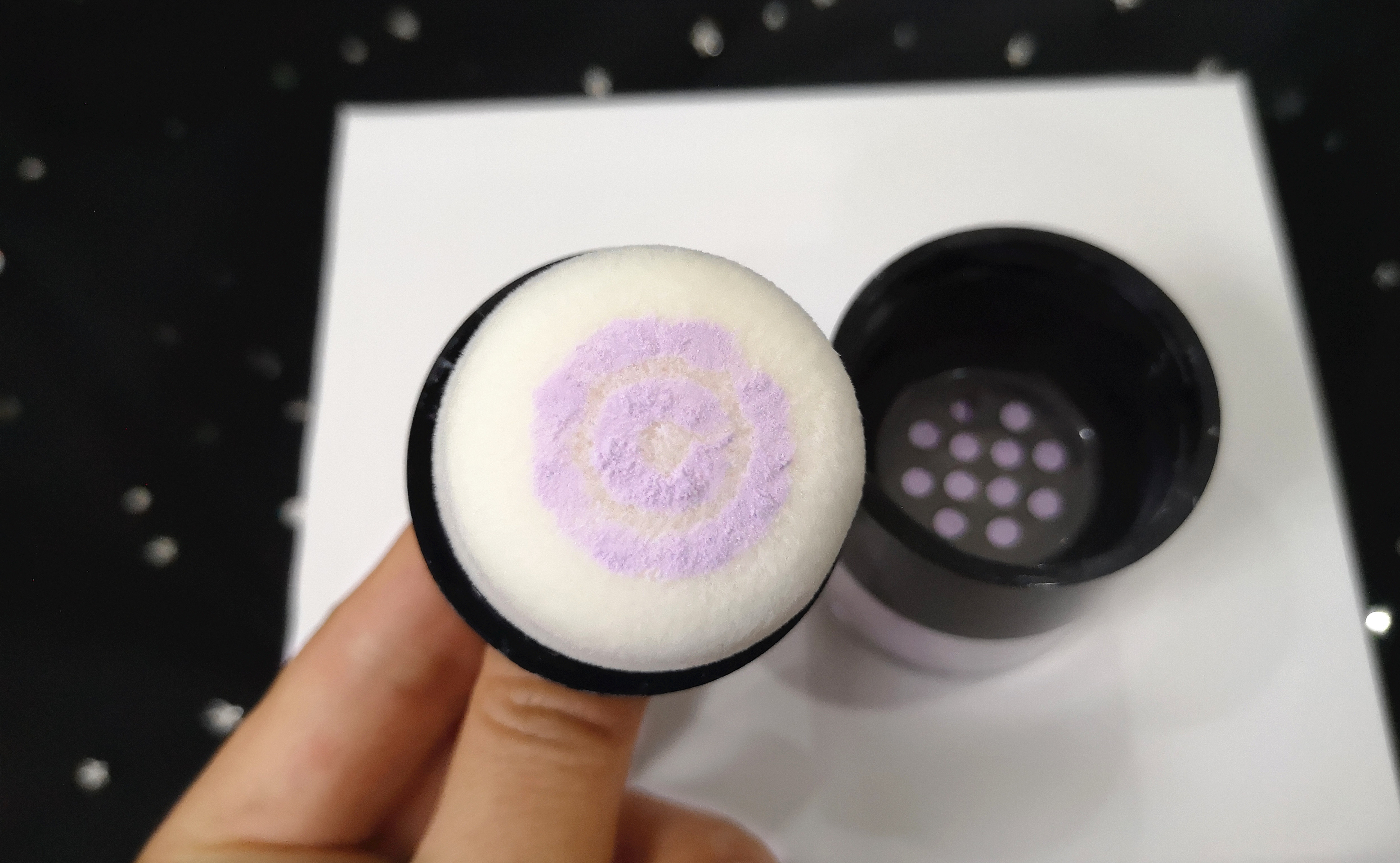 纪梵希口红小样怎么用,纪梵希口红小羊皮粉色