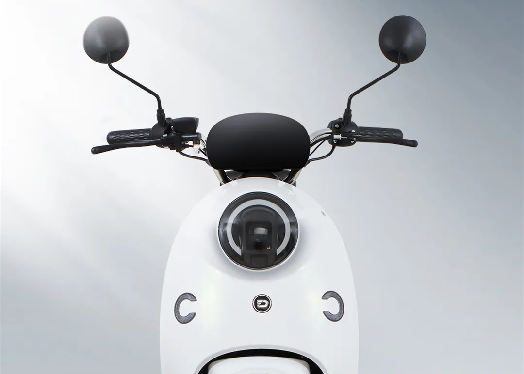 爱玛好看的电动轻摩,爱玛有哪些小电摩新款