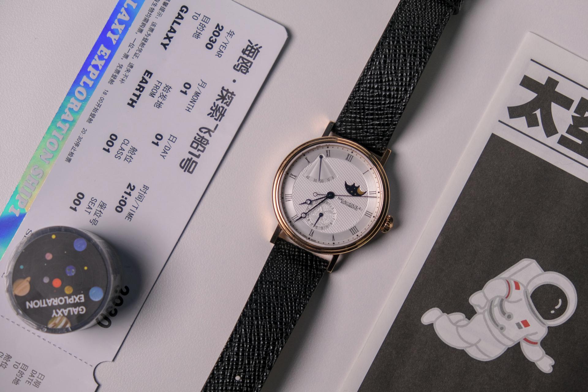 娴烽弗鏂囧垱鏈堢浉,娴烽弗鏈堢浉鑵曡〃鏂囧垱绀肩洅