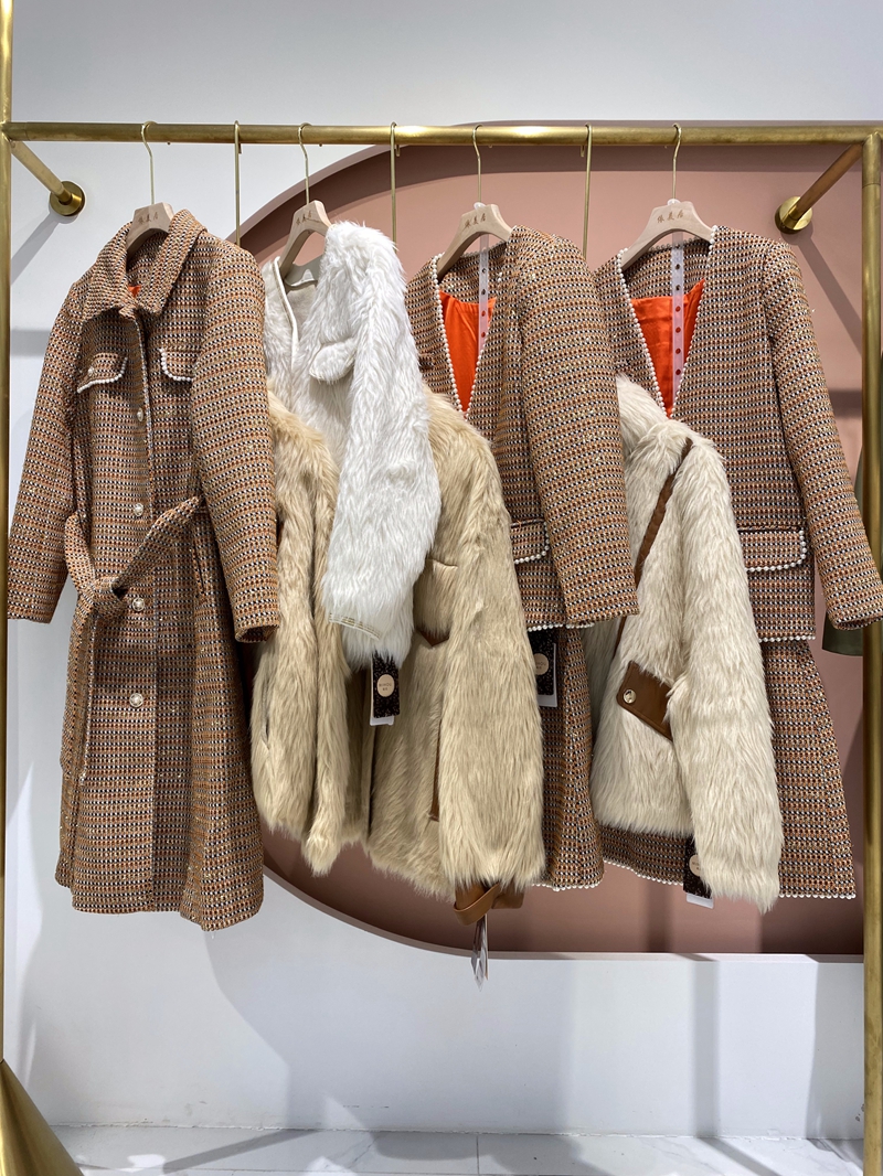 广州十三行新款打底女装,广州十三行女装尾货批发市场