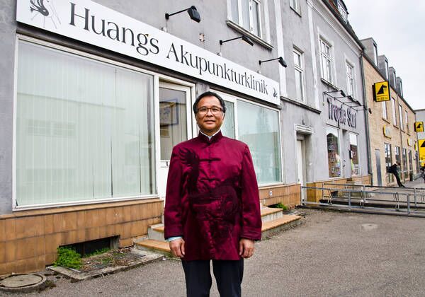 足跟痛做哪个动作能缓解,足跟痛最好的解决方法