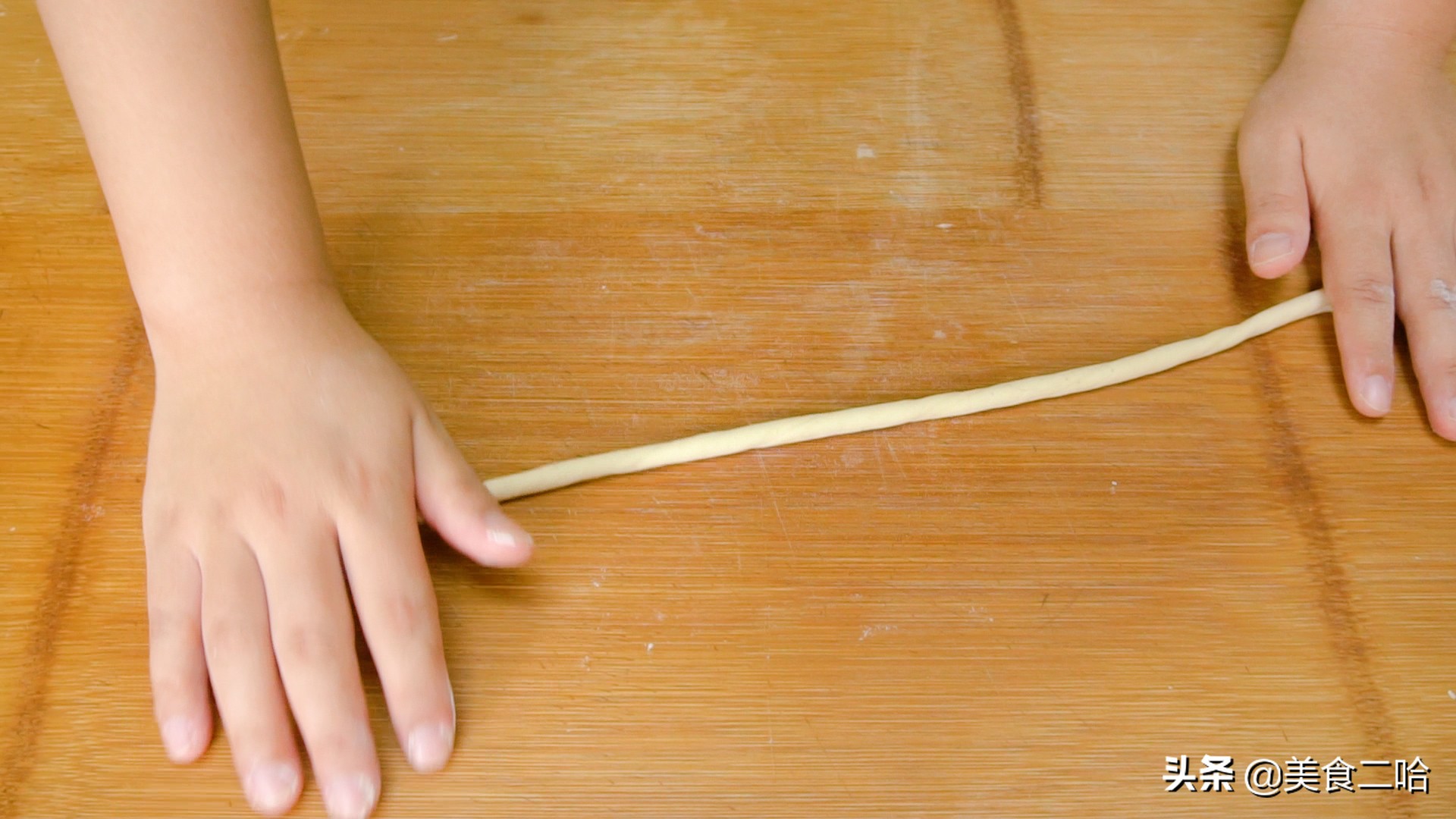 1碗面粉1个鸡蛋的做法,1碗面粉3个鸡蛋简单做出小零食