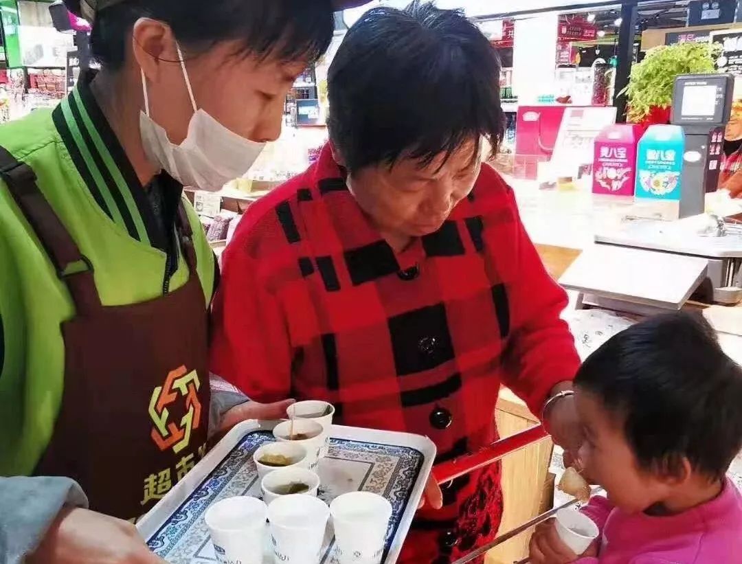 料理品零售业风起：“超市+餐饮”有了新模式？