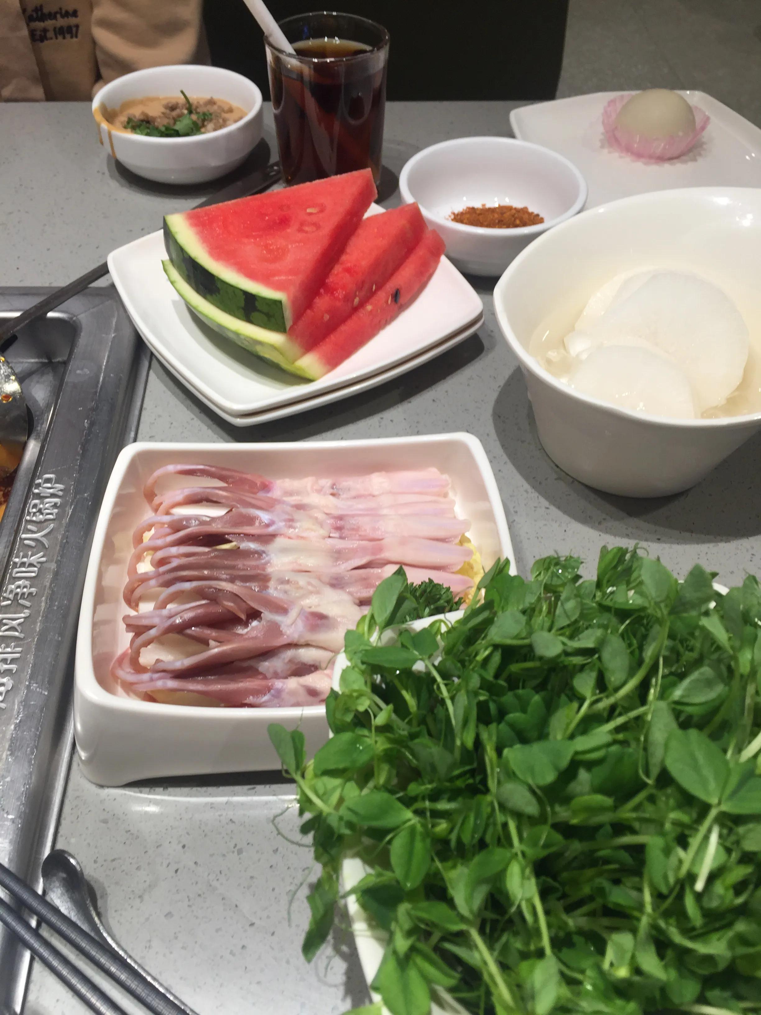 海底捞再上热搜,海底捞现在还值不值得去