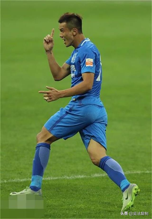 大厨真狂！傲慢的克里斯季宁输了，明天国足再次开启打脸模式