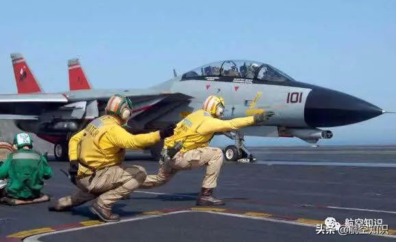 美国f14雄猫战斗机视频,最后的f-14雄猫战斗机