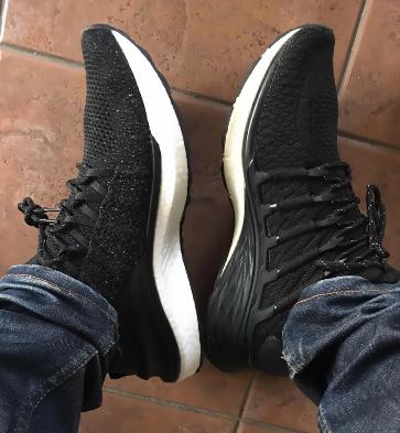 小米199元不输阿迪耐克,小米nike199