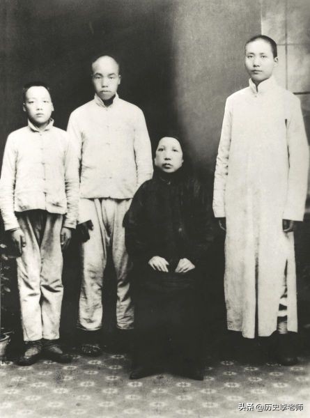 毛主席二弟毛*民泽**有多厉害？被誉为红色金融鼻祖，真正的理财高手