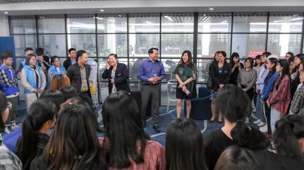 泰国最牛私立大学访郑，未来将与这家学校展开交流合作