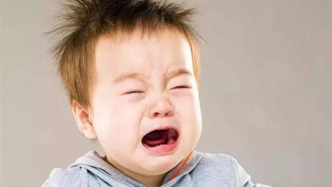 小孩喜欢唱反调怎么教,2岁孩子喜欢和父母唱反调怎么办