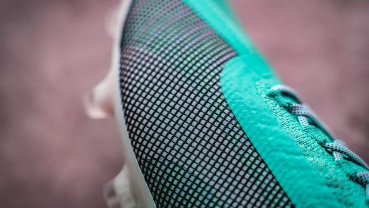 adidas防寒衣,adidas防寒羽绒服