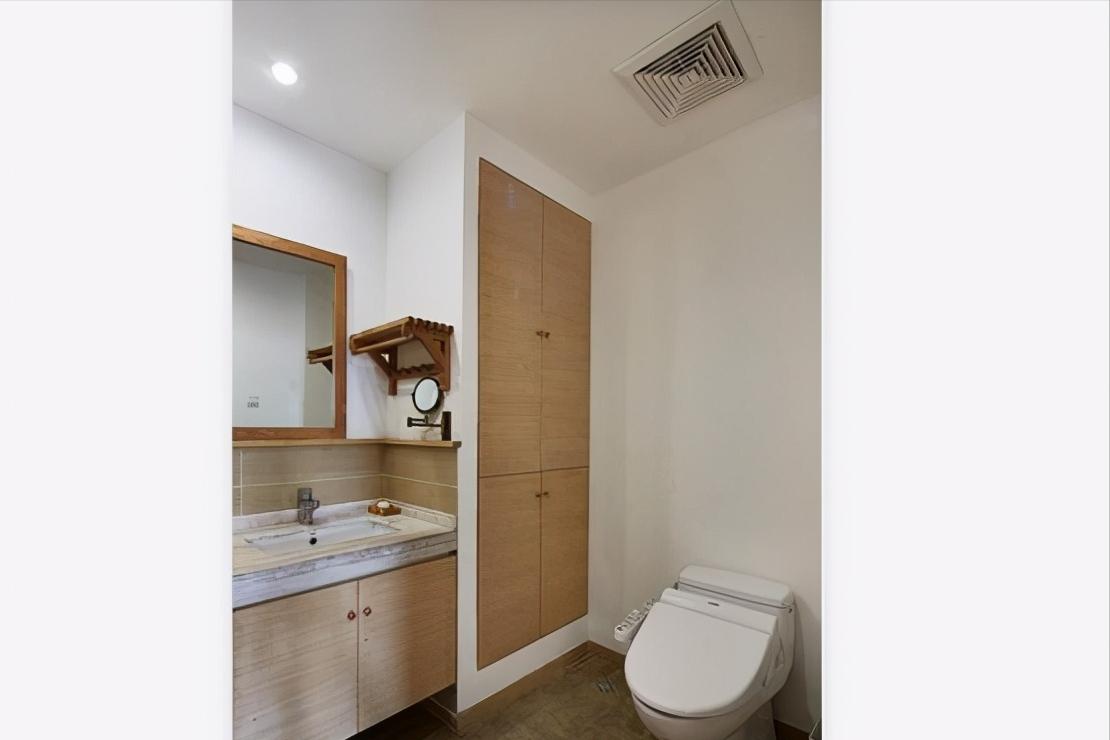 卫生间无窗户怎样通风和采光,中间户卫生间没窗户怎么通风