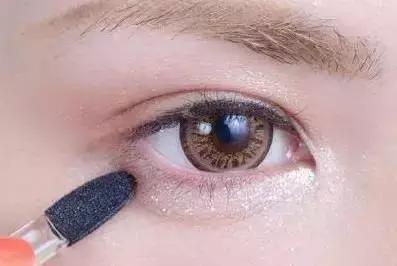 卧蚕除了画还没有别的方法了吗,没有卧蚕的人的画卧蚕方法