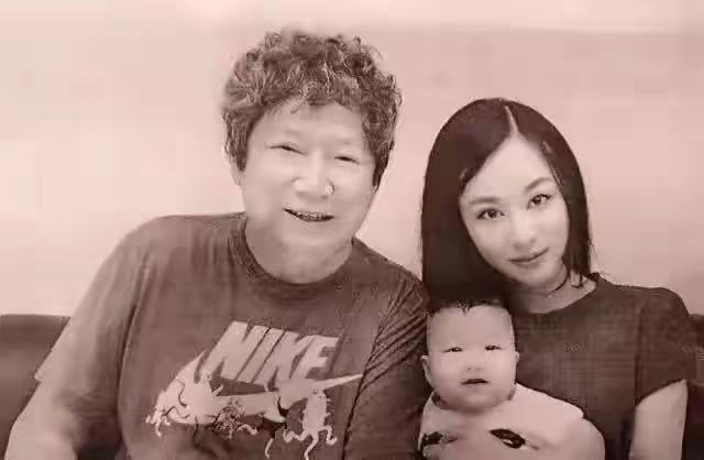 他是北京首富，也是头号软饭王，坐拥80亿身家，晚年遭亲人反目