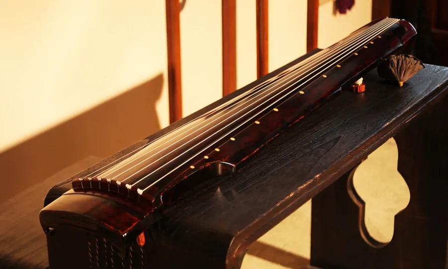 初学者怎么挑选一张古琴,初学者古琴如何挑选