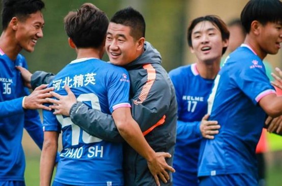 太惨了!中乙球员月薪1万五成队内顶薪,只有3人能享受这个待遇