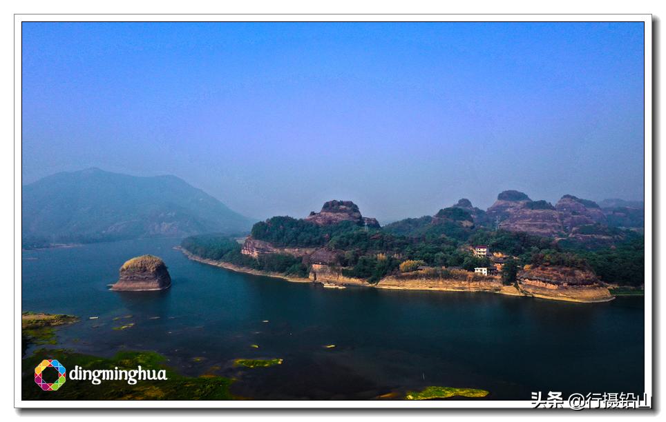 航拍一个小村庄的视频,航拍一个美丽的小山村