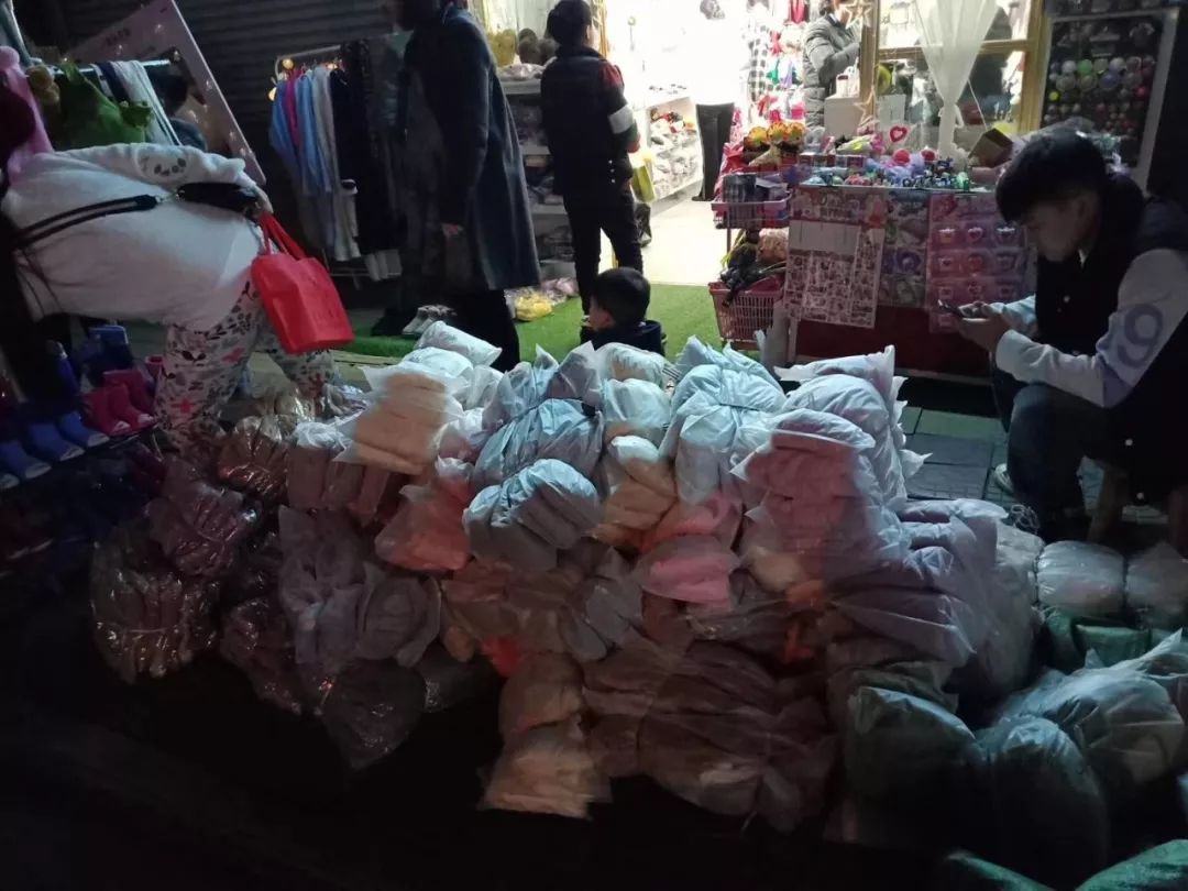 潢川97年美女,潢川女大学生回家创业