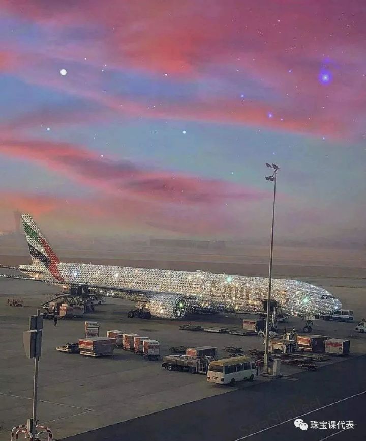 复刻表仿钻与真钻对比,如何分辨真钻和假钻的方法